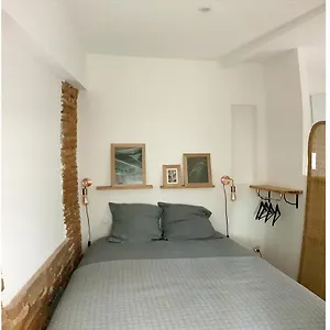 Apartment Charmant-confort-hypercentre-metro-wifi, Toulouse