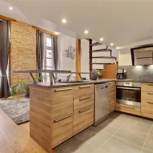 Apartment Duplex Place Du Capitole, Toulouse